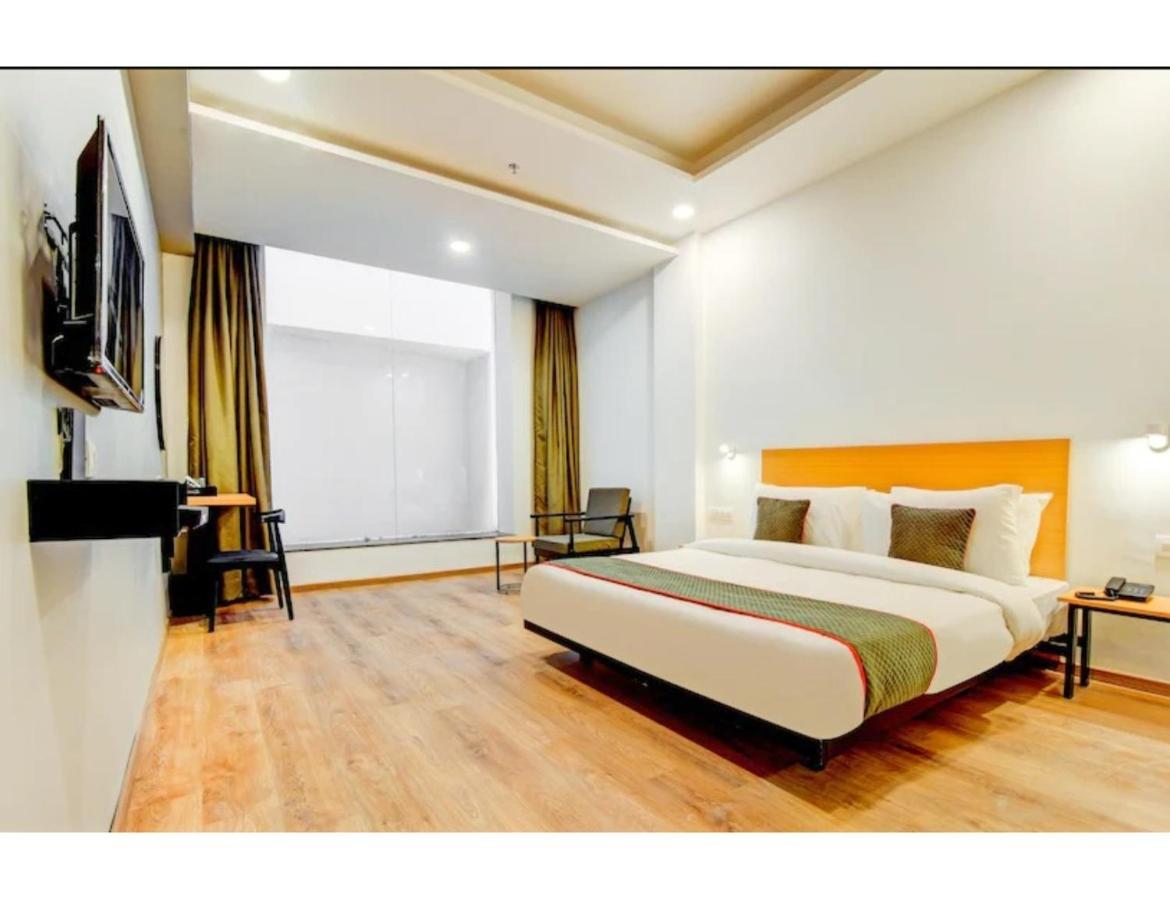 Hotel Landmark, Lucknow Eksteriør bilde